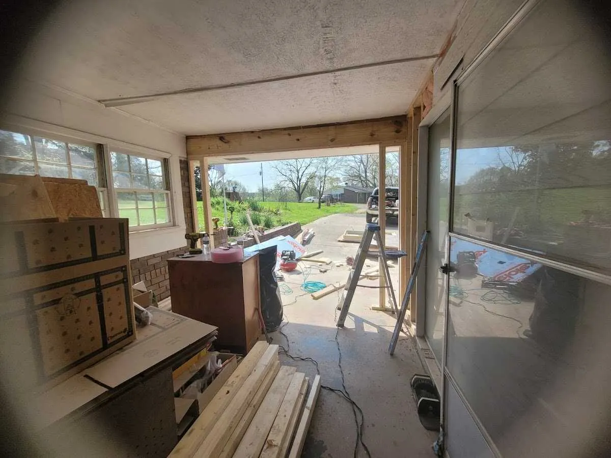 Air movers and dehumidifier for Water Mitigation Services in Murraysville